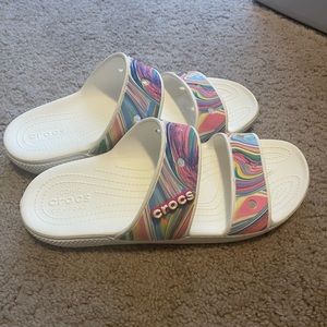 Crocs Marble/Tie Dye Sandals